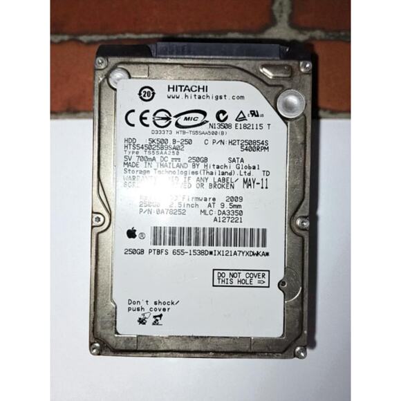 Hitachi HTS545025B9SA02 250 GB,Internal,5400 RPM,2.5" (OA78252) Hard Drive - Picture 1 of 2
